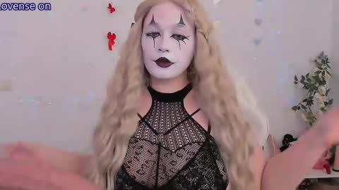 evilla_brill online show from 5, 6, 2026
