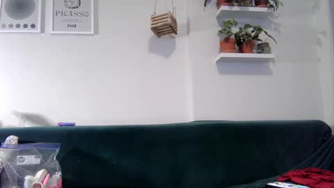 Badblondebunny online show from 5, 3, 2025