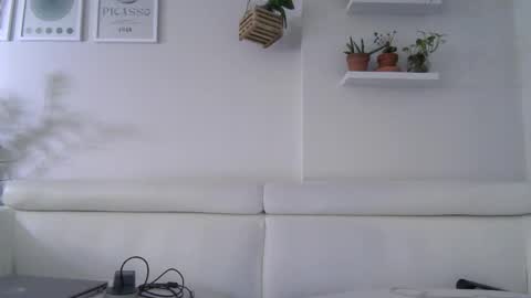 Badblondebunny online show from 12, 4, 2026