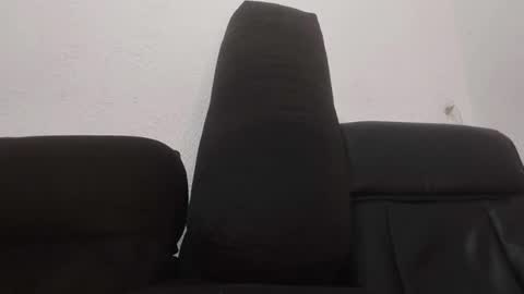 Snapshot of evilwhitegirl chatting on 23, 10, 2025 Melina online show from 23, 10, 2025