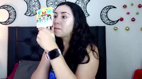 Snapshot of evoletmk chatting on 5, 12, 2025 Evolet online show from 5, 12, 2025