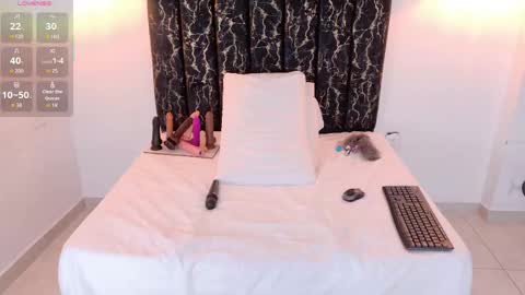 evvaa_moon online show from 3, 6, 2026