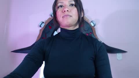 Snapshot of evybubbles_ chatting on 10, 11, 2025 Im Evy online show from 10, 11, 2025