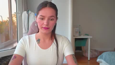 Snapshot of ewelynscott chatting on 5, 11, 2025 ewelynscott online show from 5, 11, 2025