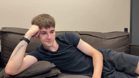 Snapshot of exclusiveflexboy chatting on 15, 7, 2026 exclusiveflexboy online show from 15, 7, 2026