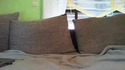 mi insta maddin 5011 online show from 24, 1, 2025