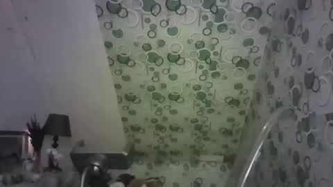 exoticapril01 online show from 15, 12, 2025