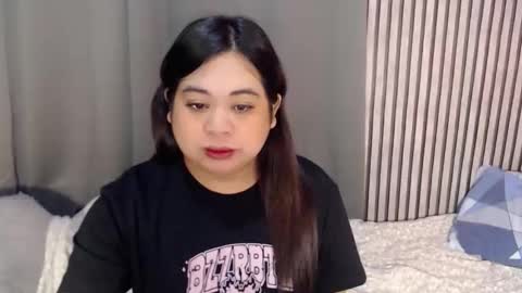 SHANTAL MARIE online show from 21, 9, 2025