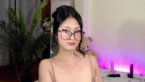 Snapshot of expensive_candyx chatting on 12, 1, 2025 Candy  online show from 12, 1, 2025