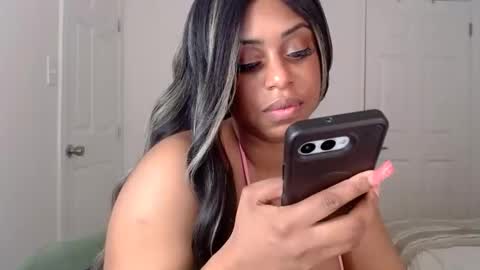 exstacybanks online show from 20, 11, 2025