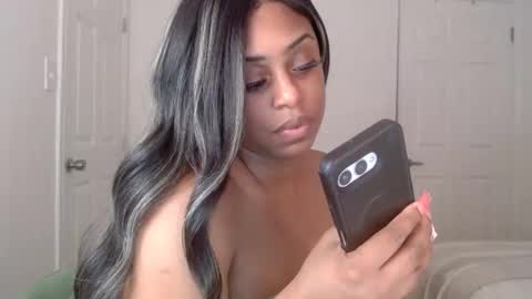 exstacybanks online show from 3, 12, 2025