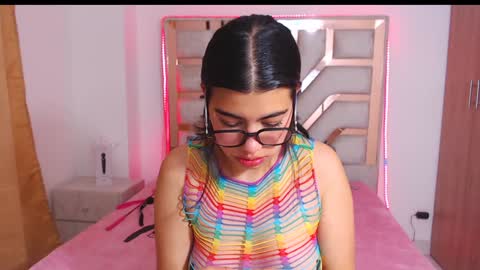 Snapshot of eylin_sofia chatting on 1, 2, 2025 eylin_sofia online show from 1, 2, 2025
