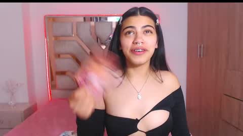 Snapshot of eylin_sofia chatting on 14, 2, 2025 eylin_sofia online show from 14, 2, 2025