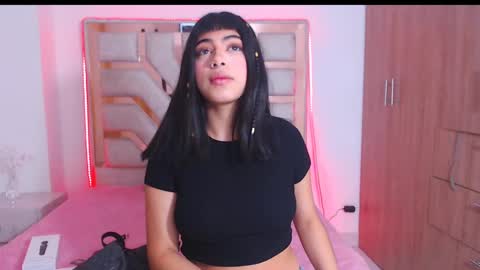 Snapshot of eylin_sofia chatting on 25, 2, 2025 eylin_sofia online show from 25, 2, 2025