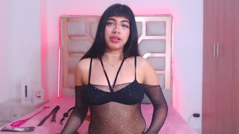 Snapshot of eylin_sofia chatting on 27, 2, 2025 eylin_sofia online show from 27, 2, 2025