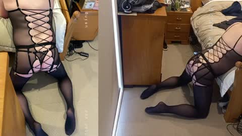 Snapshot of ezondi1 chatting on 6, 4, 2026 EZONDI online show from 6, 4, 2026