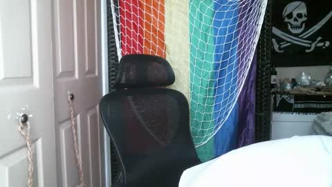 Ezra Naamah online show from 15, 2, 2026