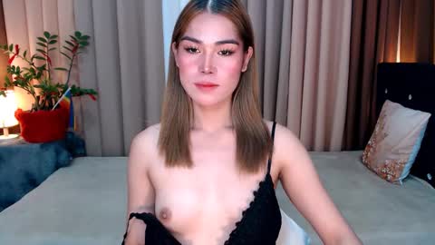 Snapshot of ezrahollywood chatting on 9, 12, 2024 UR SWEET EZRA online show from 9, 12, 2024