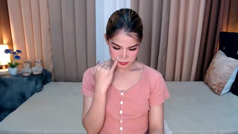 Snapshot of ezrahollywood chatting on 7, 1, 2025 UR SWEET EZRA online show from 7, 1, 2025