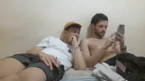 Snapshot of ezzcunha chatting on 4, 5, 2026 ezzcunha online show from 4, 5, 2026