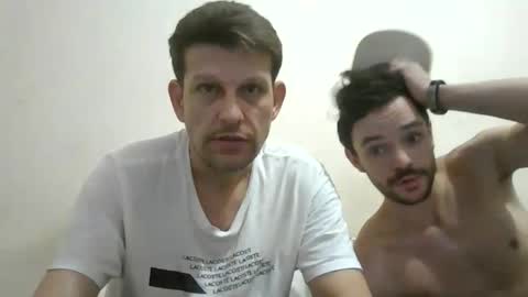 Snapshot of ezzcunha chatting on 18, 5, 2026 ezzcunha online show from 18, 5, 2026
