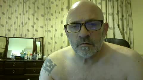 Snapshot of f1zzeek chatting on 12, 6, 2026 f1zzeek online show from 12, 6, 2026