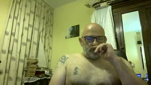 Snapshot of f1zzeek chatting on 18, 6, 2026 f1zzeek online show from 18, 6, 2026