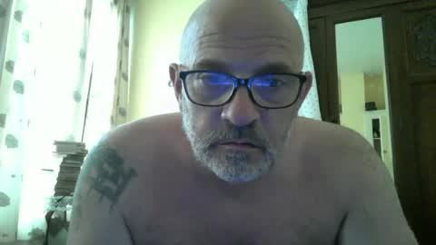 Snapshot of f1zzeek chatting on 1, 7, 2026 f1zzeek online show from 1, 7, 2026