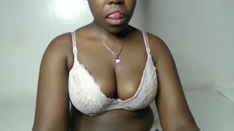 Miss Fabby online show from 22, 10, 2025