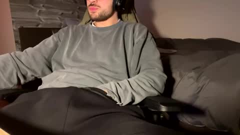 Call me bitch online show from 26, 1, 2025