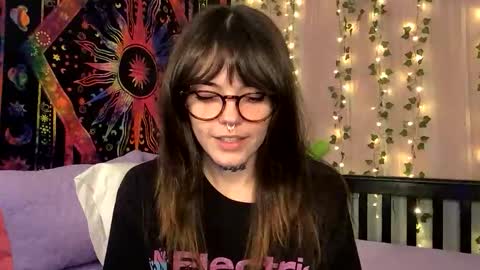 Faerie 3 online show from 23, 10, 2025