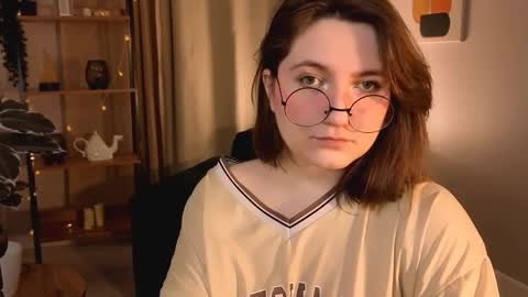 Tara online show from 8, 4, 2026