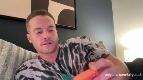 Snapshot of fairybae5 chatting on 9, 11, 2025 Travis online show from 9, 11, 2025