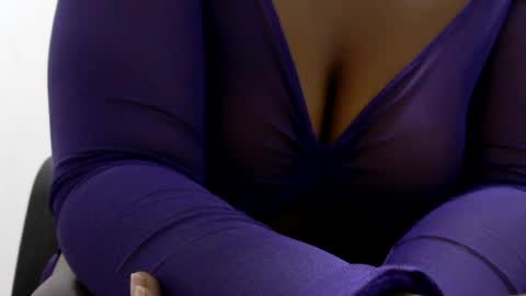 raysa4421 online show from 11, 7, 2026