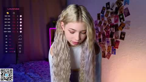 Snapshot of falinegelling chatting on 19, 2, 2025 Emilia online show from 19, 2, 2025