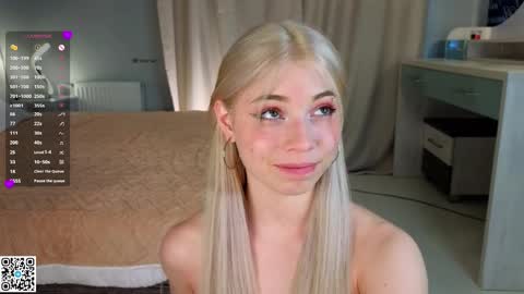 Snapshot of falinegelling chatting on 11, 3, 2025 Emilia online show from 11, 3, 2025
