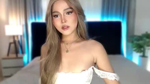 Snapshot of fallfromabove chatting on 1, 12, 2025 Belly Conklin online show from 1, 12, 2025