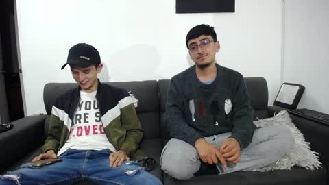 Snapshot of fallgays chatting on 30, 12, 2024 FallGays online show from 30, 12, 2024