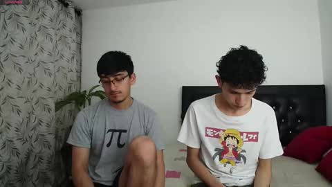 Snapshot of fallgays chatting on 12, 10, 2025 FallGays online show from 12, 10, 2025