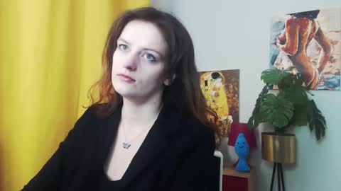 Nadine online show from 17, 12, 2024