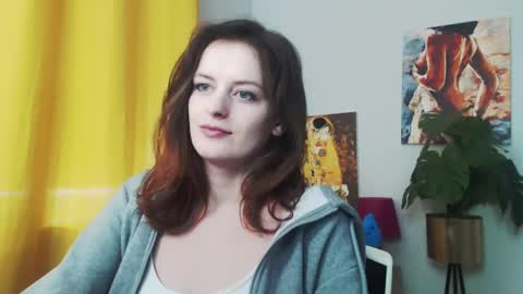 Nadine online show from 19, 12, 2024
