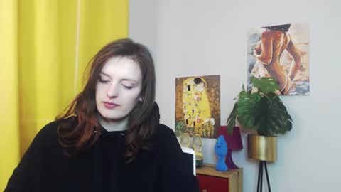Nadine online show from 3, 2, 2025