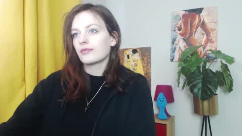 Nadine online show from 21, 2, 2025