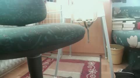 Fan from Lovens Lush   EMAILhumblepie 1   online show from 4, 3, 2026