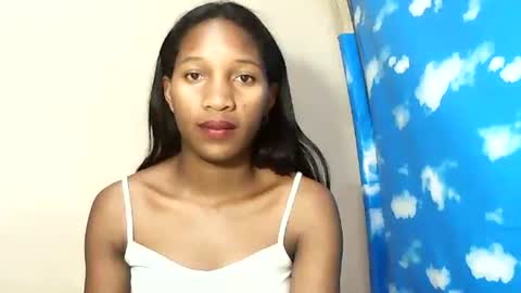 faniriah27 online show from 6, 10, 2025