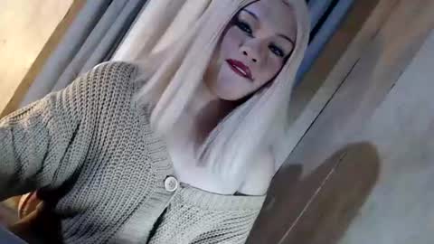 Snapshot of fantasticcock69_daniella chatting on 26, 6, 2026 DANIELLA - DONT FORGET TO GIVE ME A THUMBSU UP online show from 26, 6, 2026