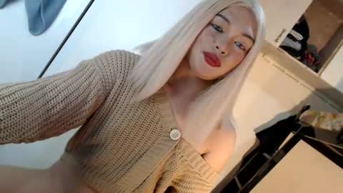 Snapshot of fantasticcock69_daniella chatting on 25, 7, 2026 DANIELLA - DONT FORGET TO GIVE ME A THUMBSU UP online show from 25, 7, 2026