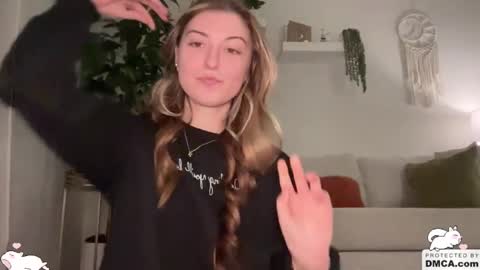 Snapshot of fantasyella chatting on 1, 3, 2025 Ella online show from 1, 3, 2025