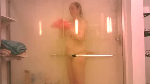 Scarlett online show from 6, 2, 2025