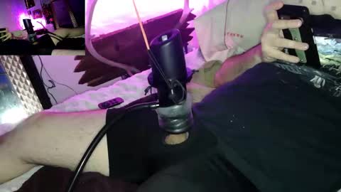 farty_sluts online show from 8, 3, 2025